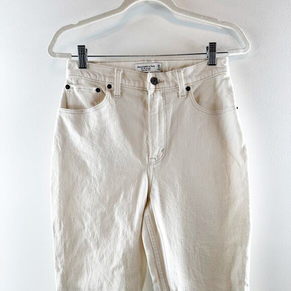 Abercrombie The 90's Straight Curve Love Ultra High Rise Jeans Cream 6 Petite - Picture 6 of 11